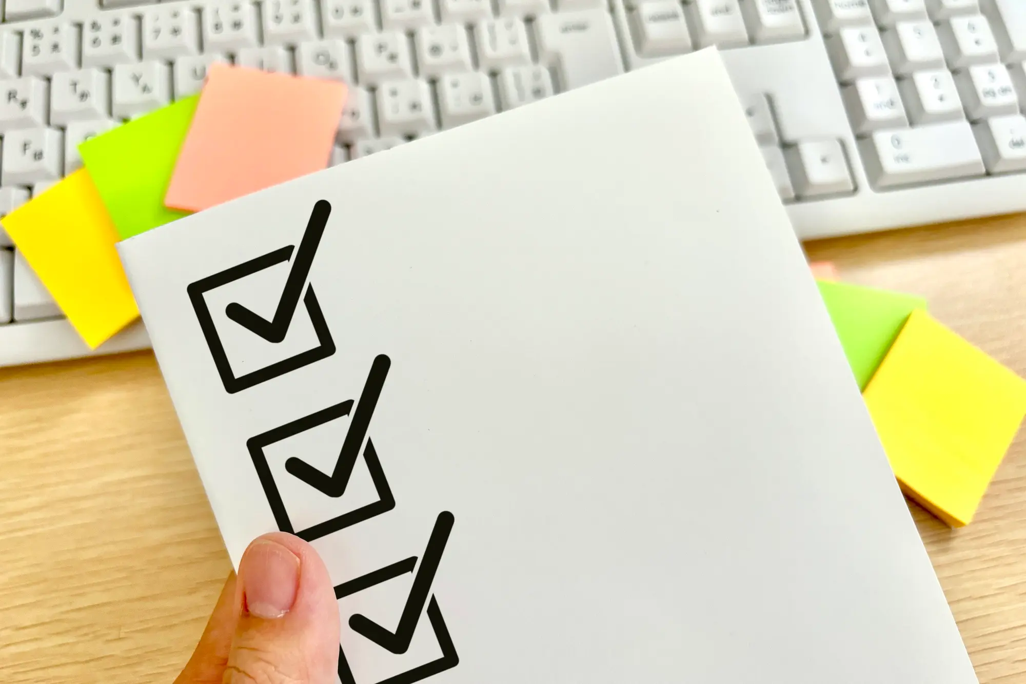 外構工事の費用を抑えるには？